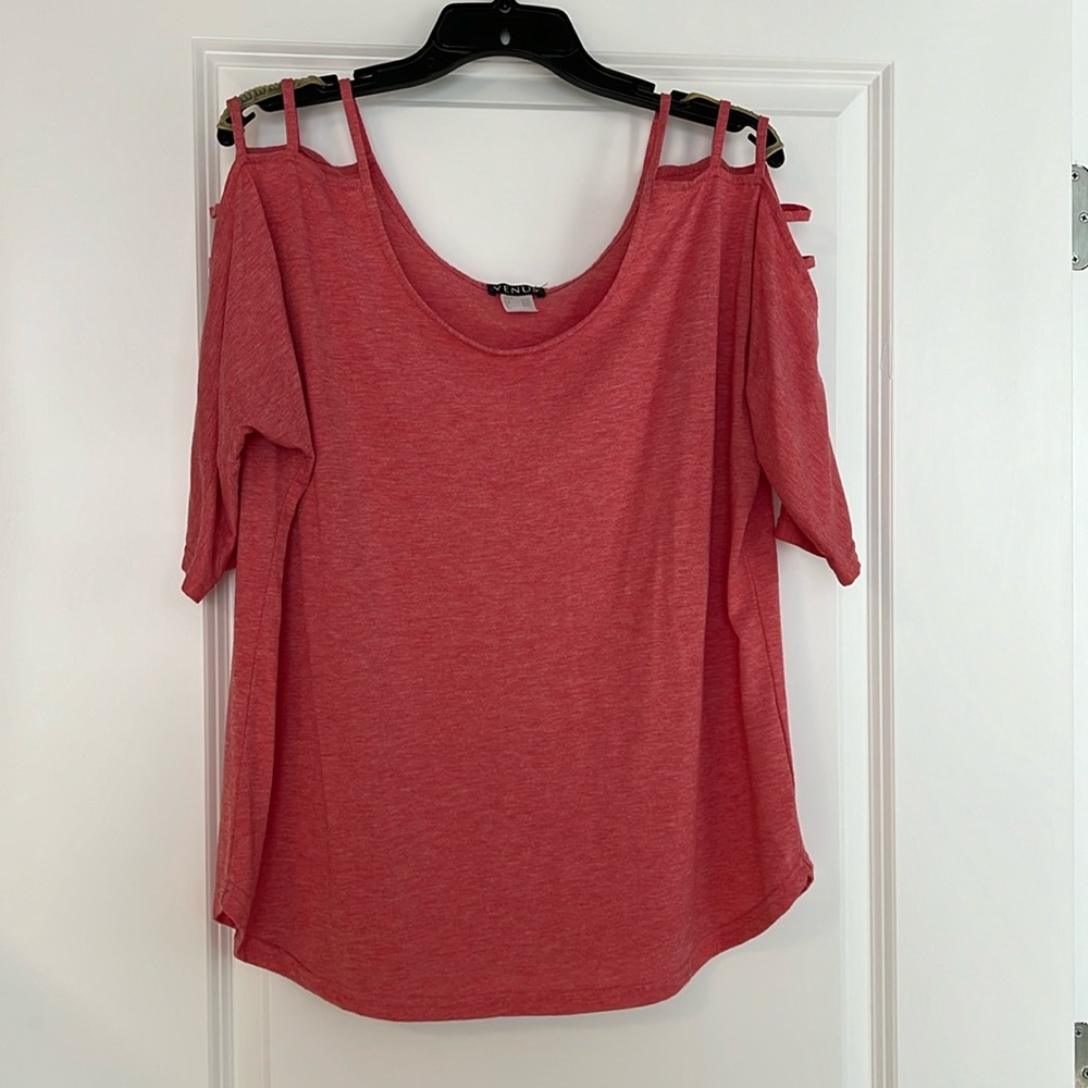 VENUS Pink Cold-Shoulder Short Sleeve Tee